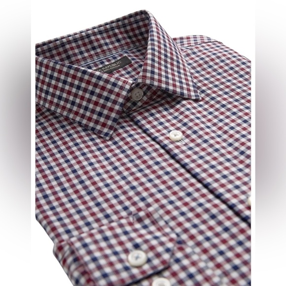 Banana Republic Men’s Large Plaid Non-Iron Dress Shirt Red and Blue Plaid. - Picture 3 of 7